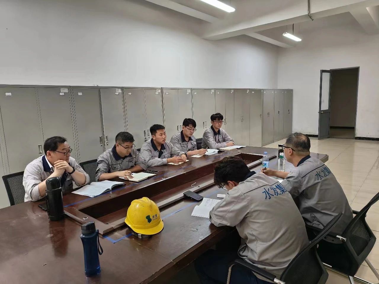 1717053522733284.jpg 2e4b1938b161e906304cfcdd1d1969bb.jpg