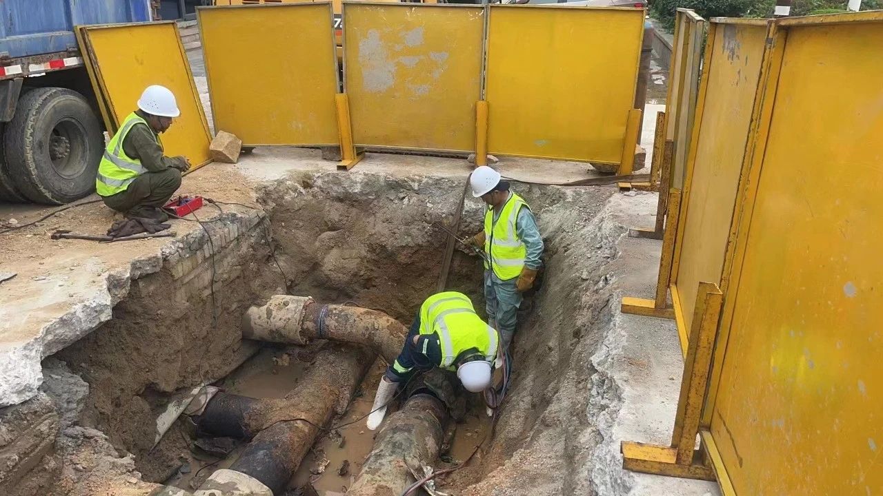 1717058814751395.jpg 38d570b819ef0a5af56f88d4cd7d9675.jpg