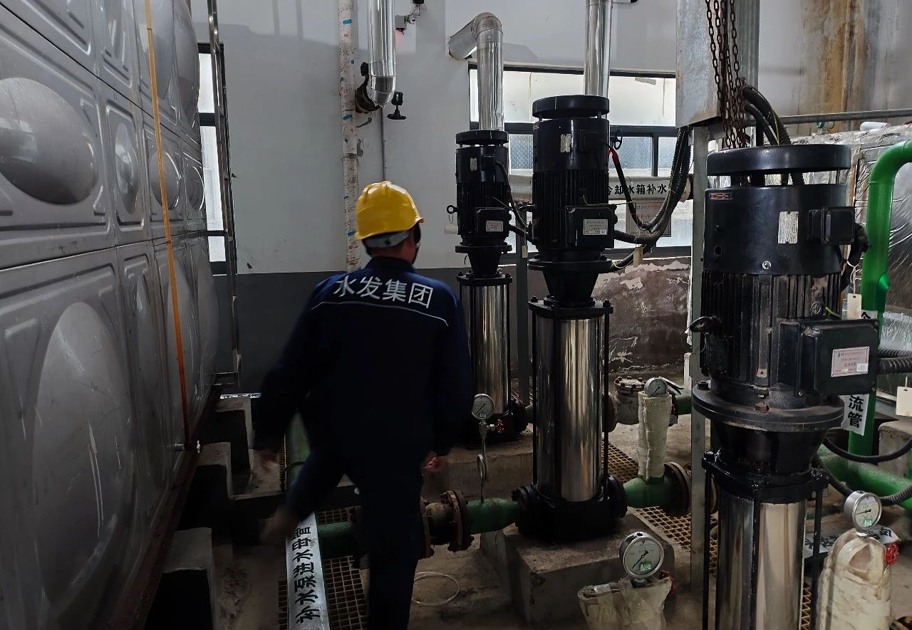 1718951431499315.jpg b6a7fbe080050d0dad7f97fb6f4128ba.jpg