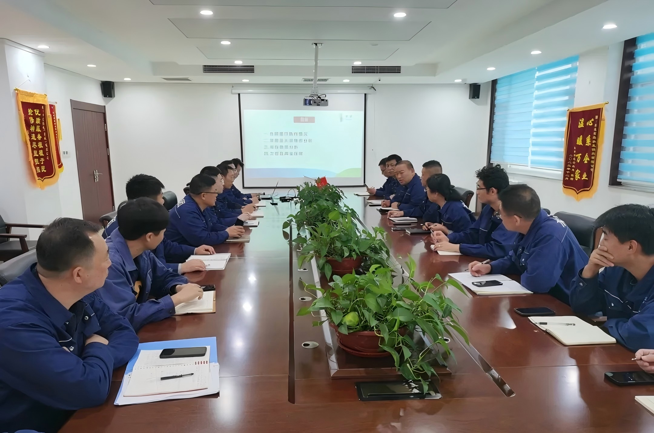 1733712214361191.jpg 640.jpg